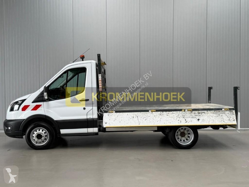 Ford P350 L2 van