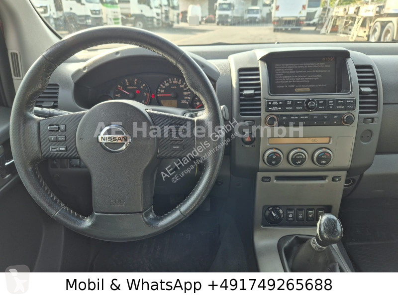 Nissan 2,5 dCi Double Cab 4X4 * Leder/AHK/Navi van