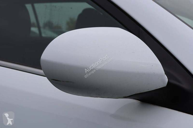 KIA  van