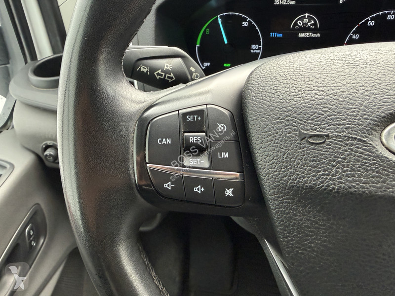 Užitkové vozidlo Ford 68kWh 184PK L4H3 317km...
