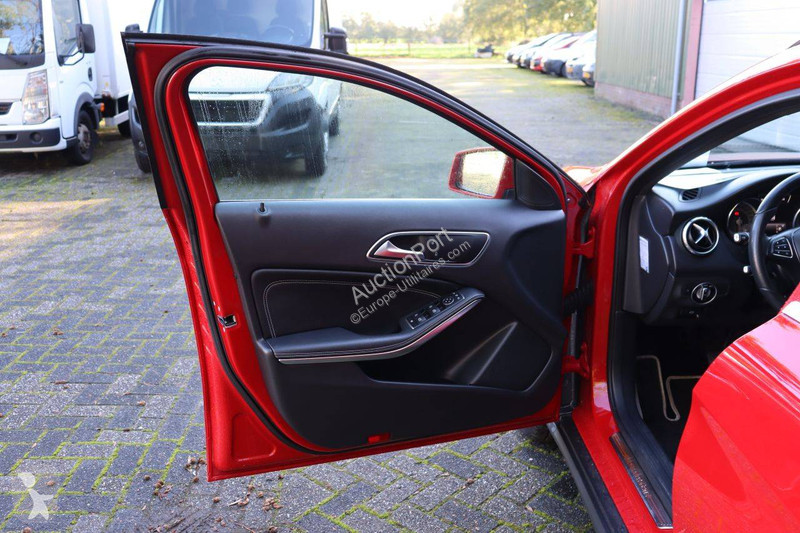 Bedrijfswagen Mercedes D GLA