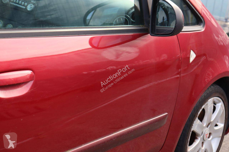 Furgoneta Mitsubishi