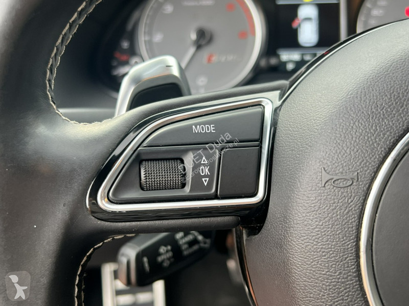 Véhicule utilitaire Audi SQ5
