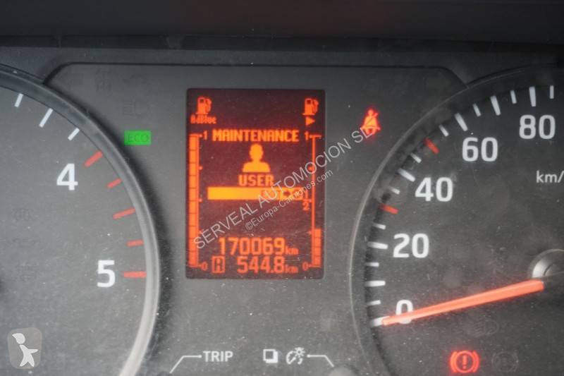Furgoneta Nissan