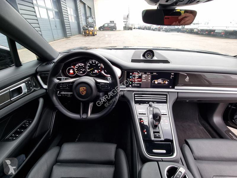 Véhicule utilitaire Porsche