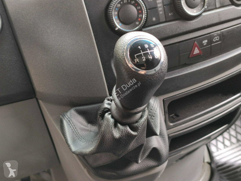 Autoutilitară Mercedes
