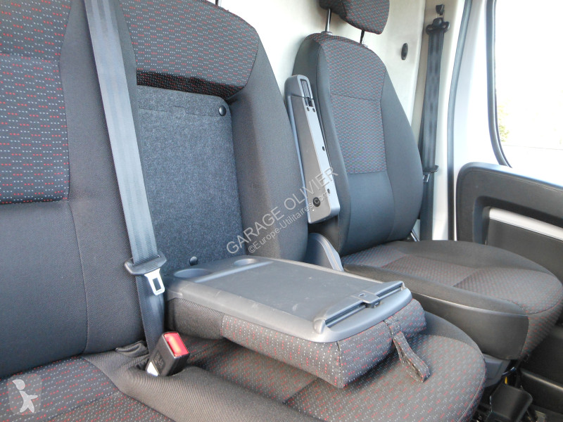 Bedrijfswagen Peugeot 333 L2H2 2.2 Bluehdi 140...