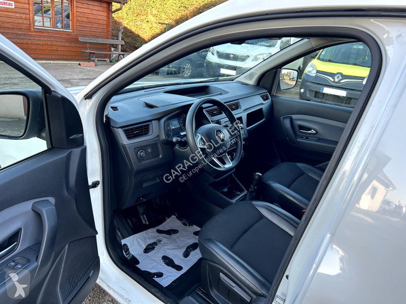 Véhicule utilitaire Renault (Kangoo) 1.5 Blue...