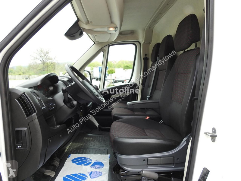 Autoutilitară Peugeot BOXER FURGON CHŁODNIA...