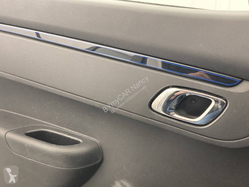 عربة نفعية Dacia Spring Achat Intégral