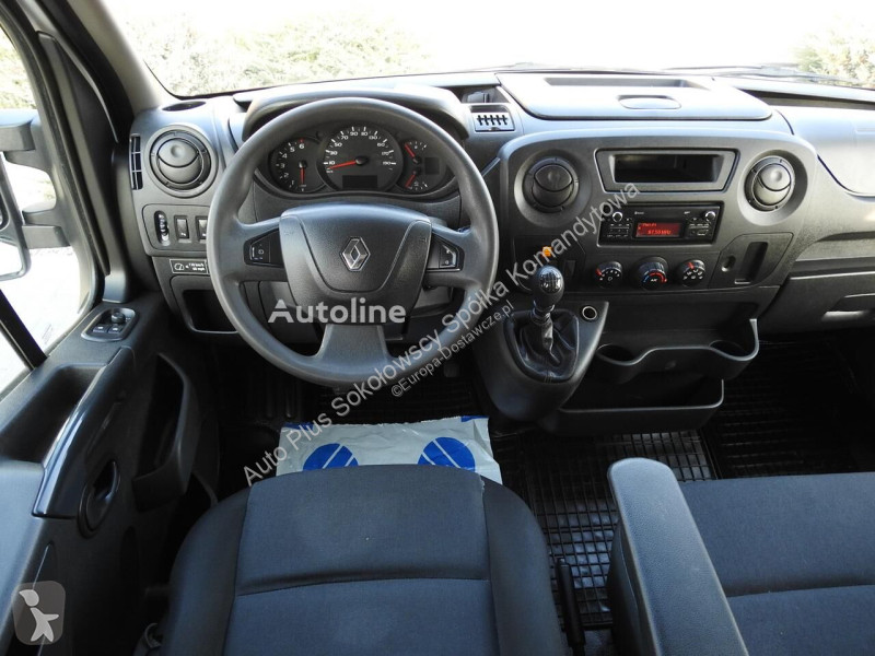 Véhicule utilitaire Renault MASTER FURGON...