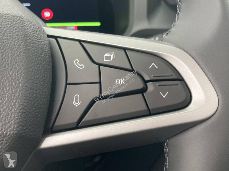 Autoutilitară Dacia Bigster TCe 140