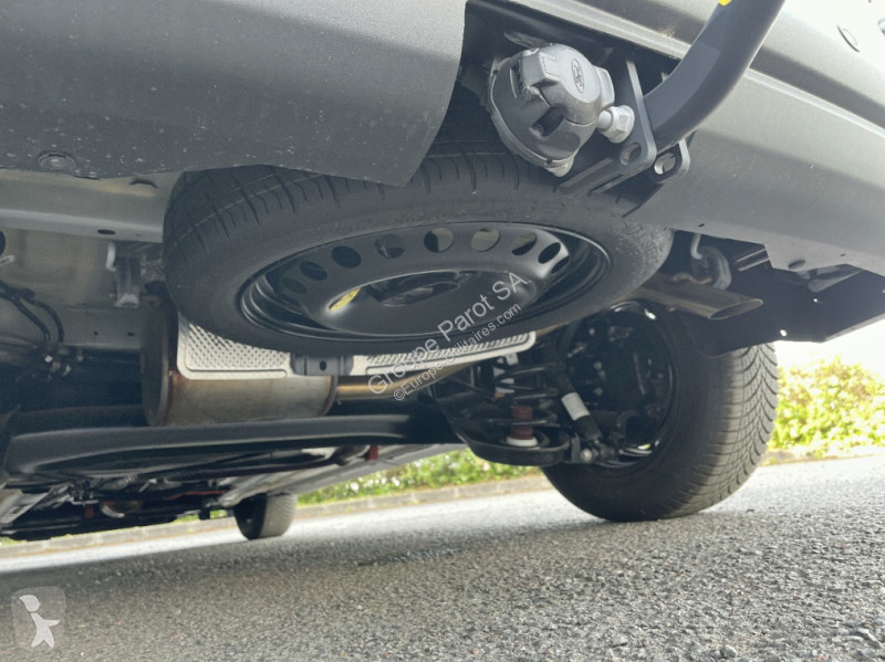 Véhicule utilitaire Ford 1.0 EcoBoost 100ch Trend
