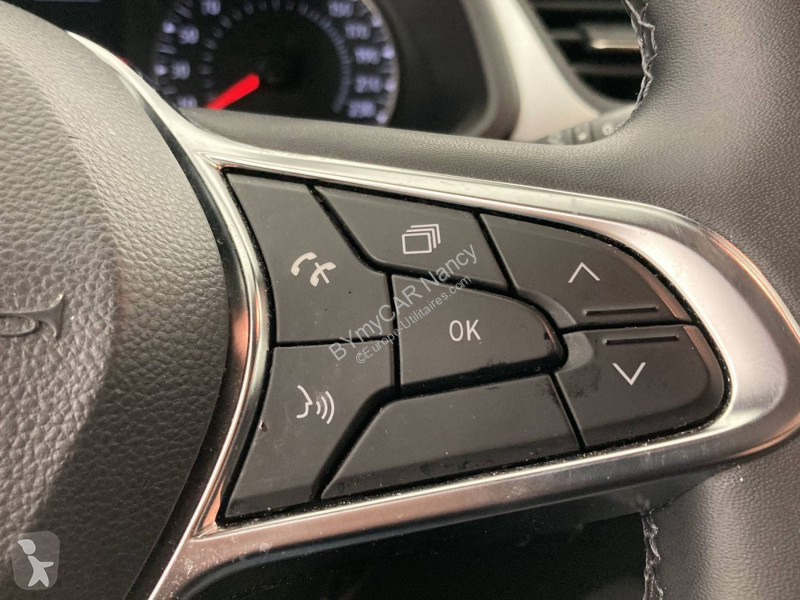 Veículo utilitário Renault Captur TCe 90
