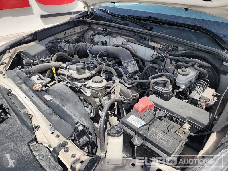 Véhicule utilitaire Toyota Hilux