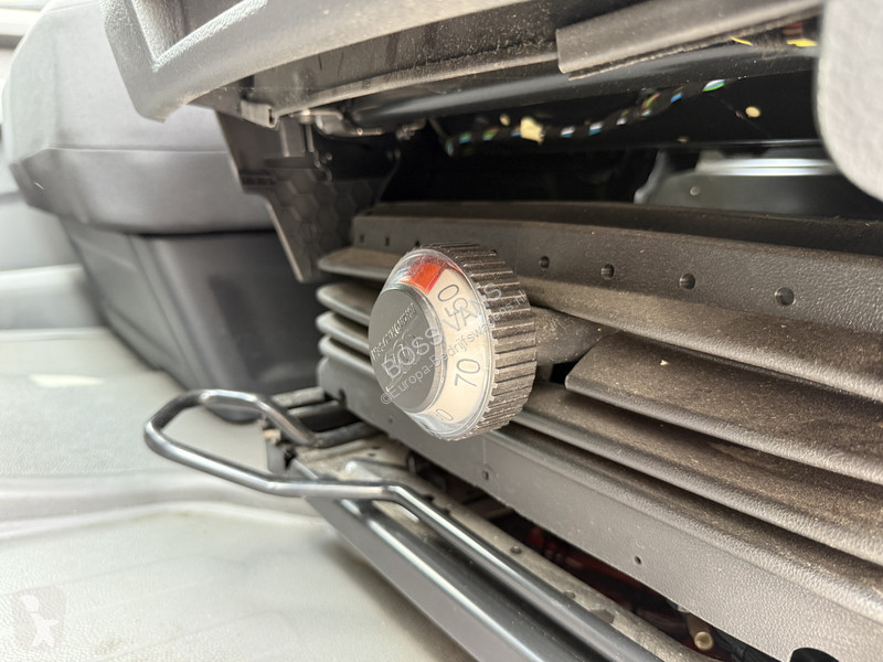 Autoutilitară Volkswagen 2.0 TDI 140PK L3H3...