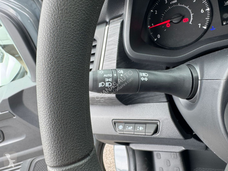 Varevogn Renault L2H1 3T BLUE DCI 150 BVA9 GSR2...