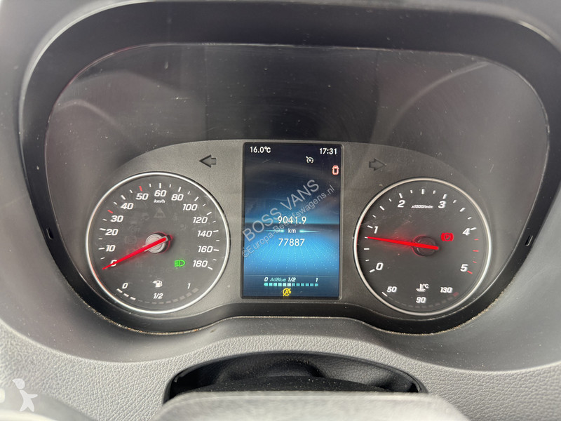 Užitkové vozidlo Mercedes 315 1.9 CDI L2H2...