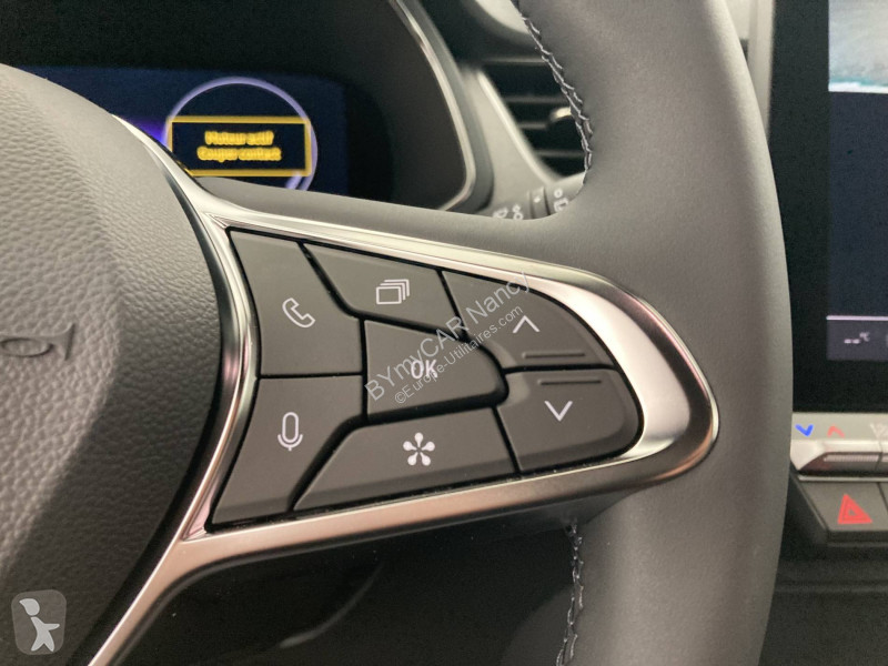 Veicolo commerciale Renault Captur E-Tech full...