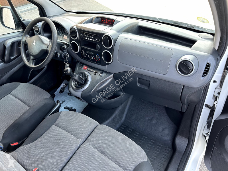 Peugeot Standard 1.6 Bluehdi 100 Premium van