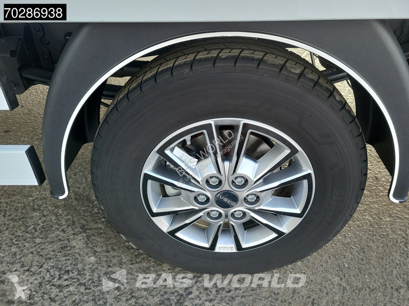 Furgoneta Iveco 35S18 3.0L Autotransporter...