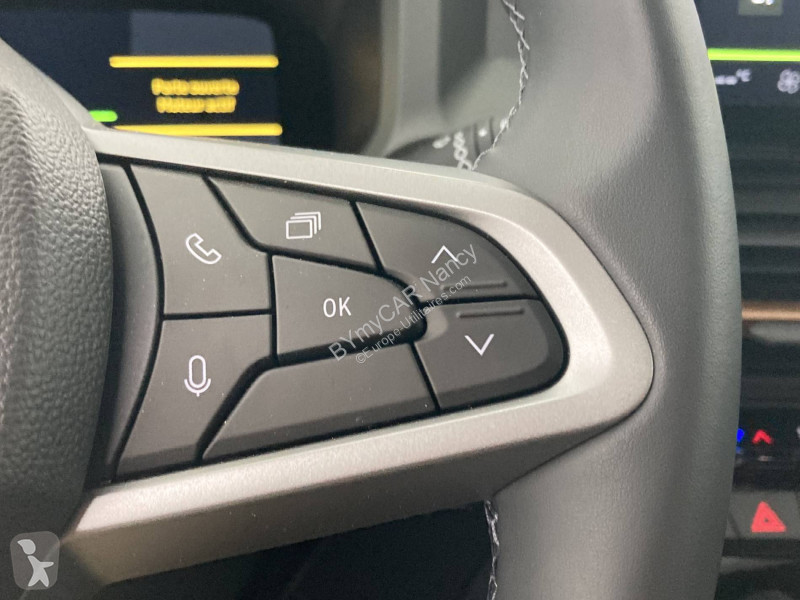 Užitkové vozidlo Dacia Bigster Hybrid 155