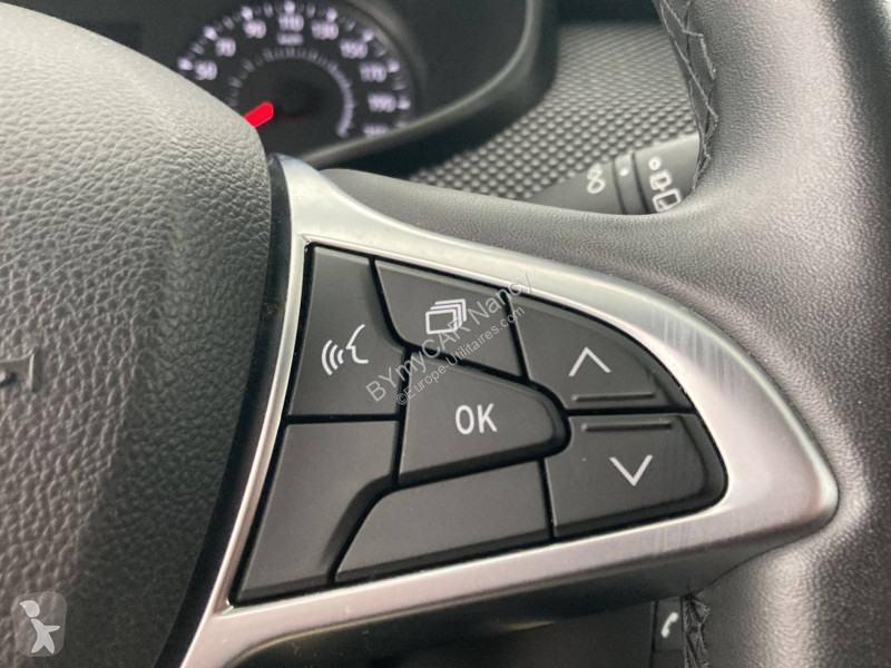 Veículo utilitário Dacia Sandero ECO-G 100