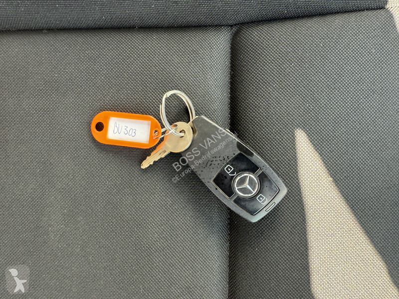 Véhicule utilitaire Mercedes 514 2.2 CDI Kipper...