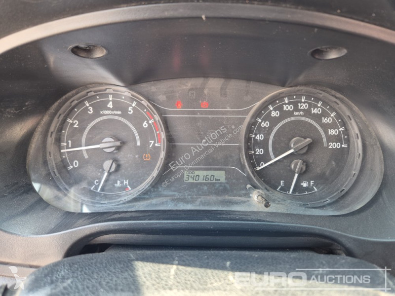 Veicolo commerciale Toyota Hilux DLX