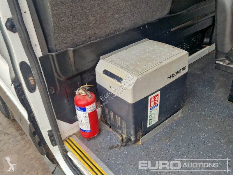 Véhicule utilitaire Ford 350