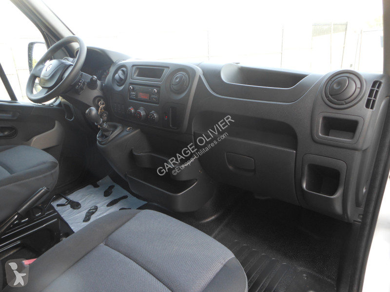Samochód dostawczy Renault Plateau CDC Double...