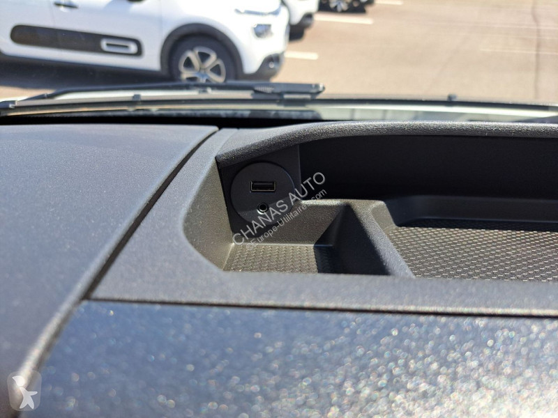 Furgoneta Iveco 35C16 160CV 3L ALUMINIUM 3M80...