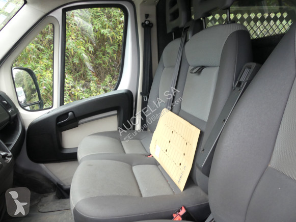 Véhicule utilitaire Peugeot