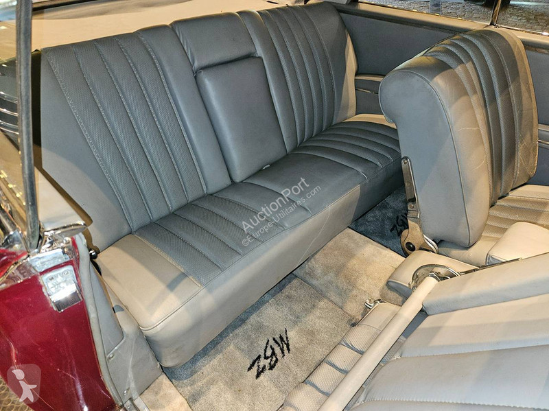 Furgoneta Mercedes (W112) Coupé _ 300 SE...