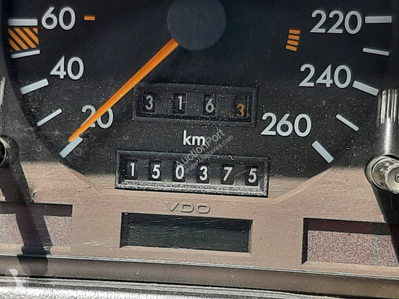 Furgoneta Mercedes (R129) _ 300 -24 -Klasse