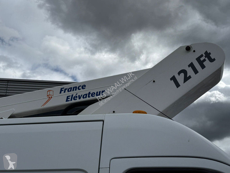 Véhicule utilitaire Renault Hoogwerker 12M