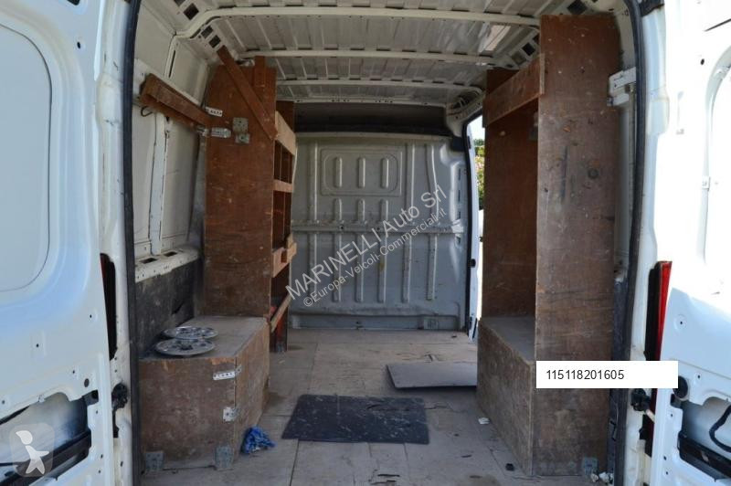 Nyttofordon Peugeot 335 2.0 BlueHDi 130CV