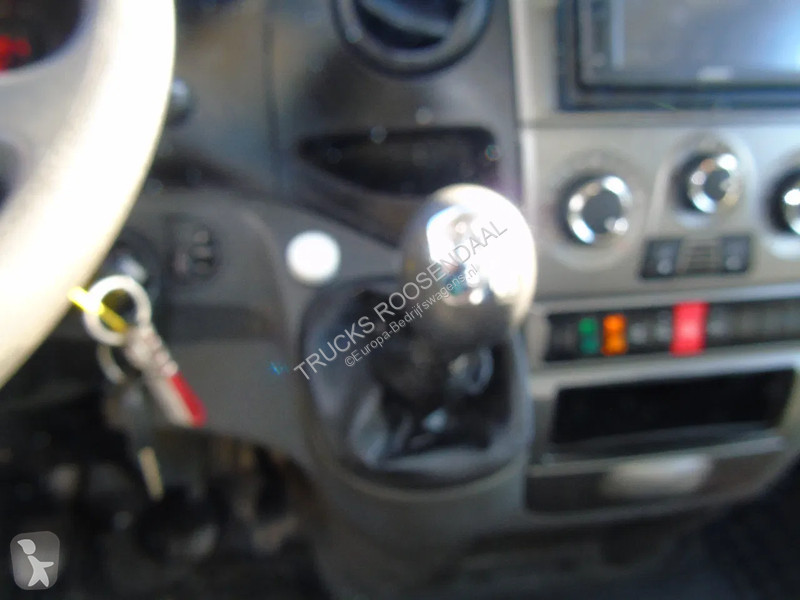 Véhicule utilitaire Iveco 35S15 + amcoveba 602...