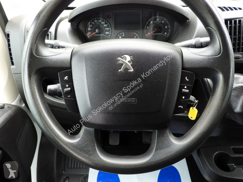 Samochód dostawczy Peugeot  BOXER