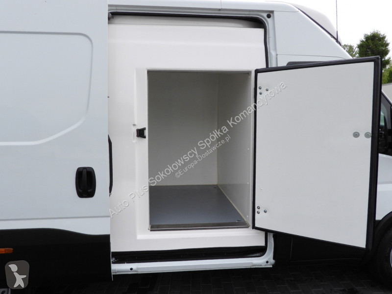 Furgoneta Iveco 35S14 DAILY