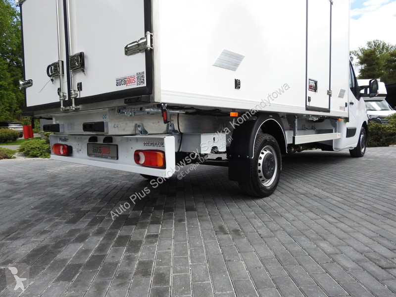 Samochód dostawczy Renault  MASTER