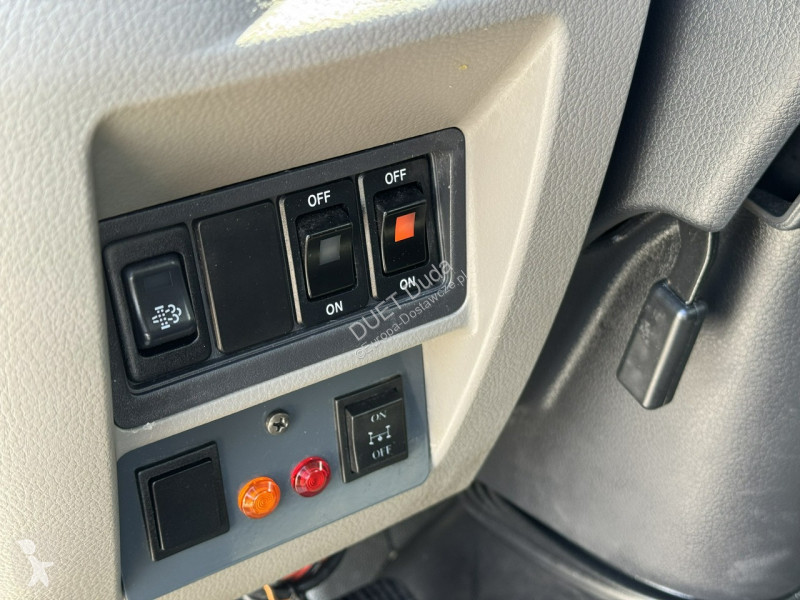 Лекотоварен автомобил Nissan