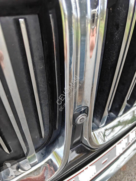 عربة نفعية BMW 745e PHEV 7 Serie