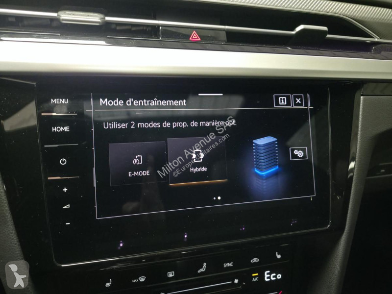 Véhicule utilitaire Volkswagen ARTEON Shooting...