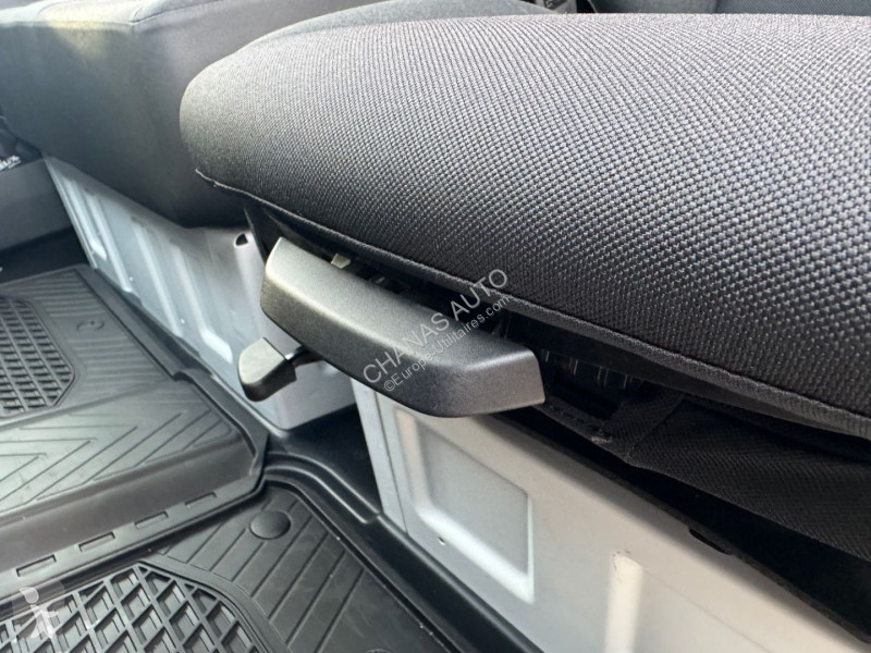 Véhicule utilitaire Mercedes 317 CDI 37 3.5T...
