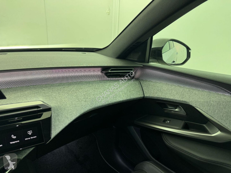 Véhicule utilitaire Peugeot 1.2 Hybrid 145 GT...