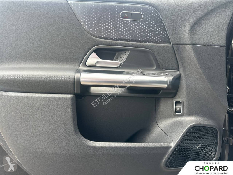 Samochód dostawczy Mercedes EQA 250+