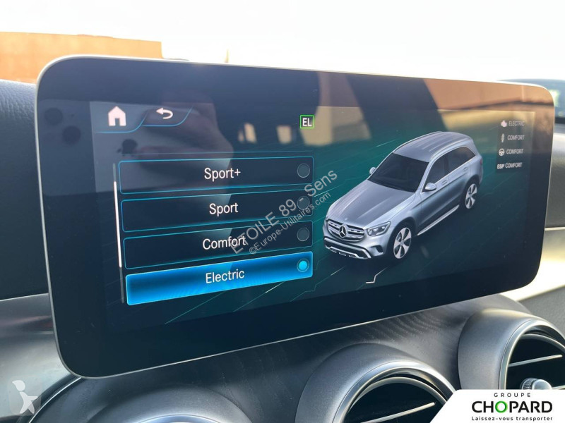 Véhicule utilitaire Mercedes GLC 300 de...