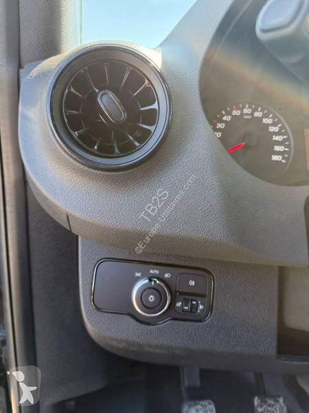 Furgoneta Mercedes