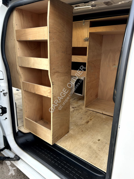 Véhicule utilitaire Citroën M Bluehdi 120...